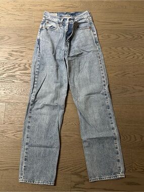 Levi’s Ribcage Jeans